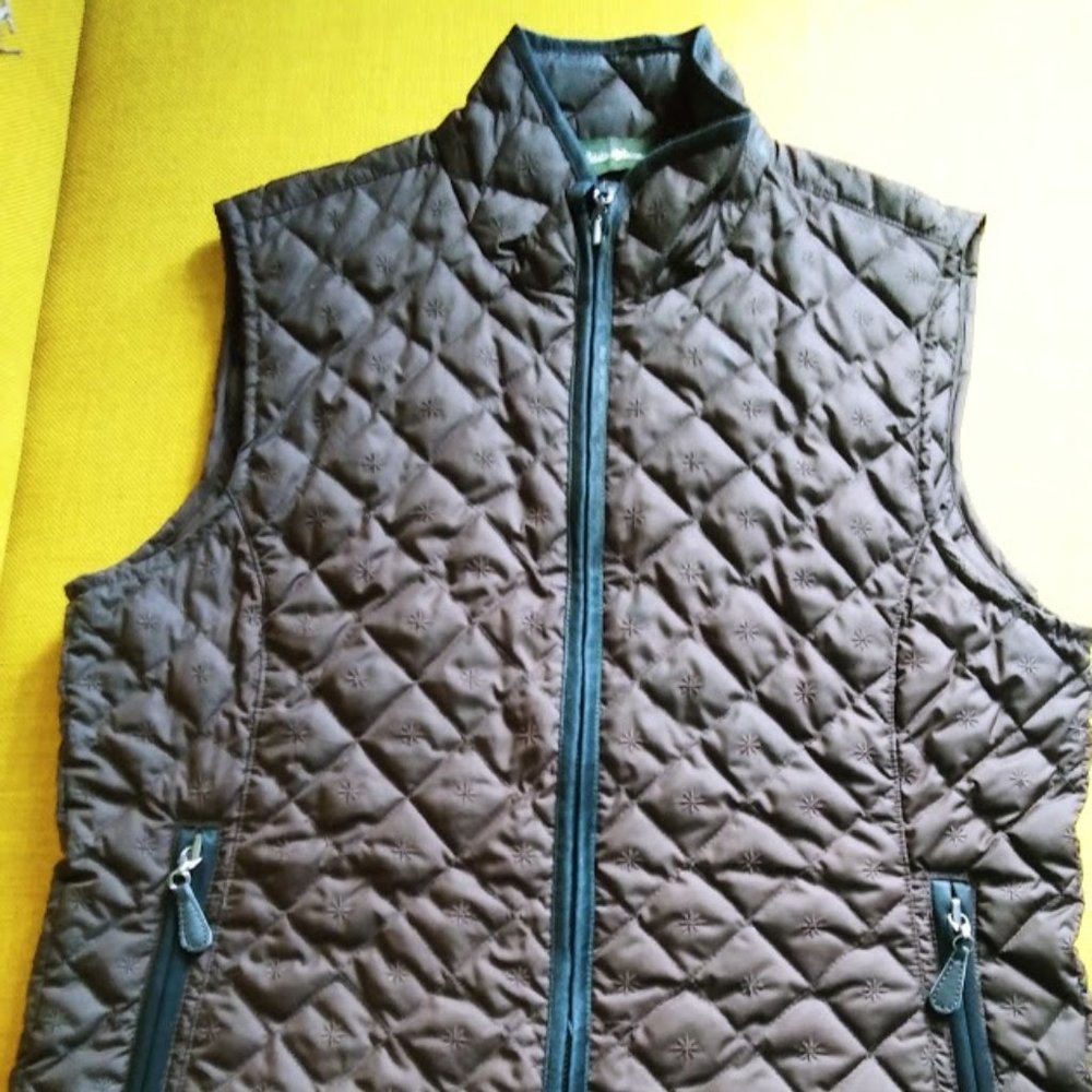 Eddie Bauer Brown Quilted Down Vest with Green trim Size XS Petite
